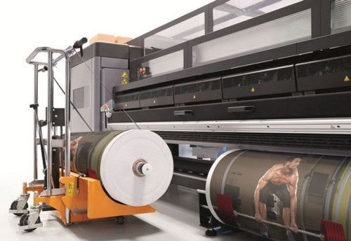 Na Fespa 2015, a HP apresentou as impressoras Latex 3500, que trabalham com rolos de mídia com até 300kg