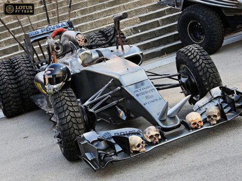 Veículo da Lotus parece ter saído diretamente dos cenários de Mad Max: Estrada da Fúria