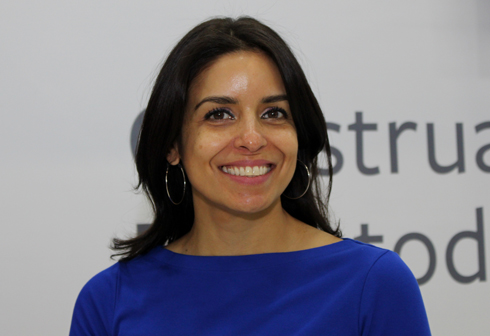 Adriana Gutierrez inspira clientes da EFI nas Américas