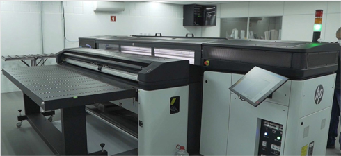 Pioneira, empresa adquiriu duas unidades da HP Latex R2000 para ampliar a produção de impressos de alta qualidade e sustentabilidade