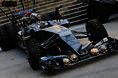 Carro de Fórmula 1 envelopado à la Mad Max